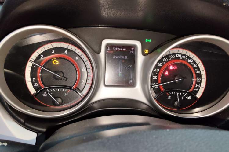 Used Dodge Journey 2013 2.4L Two-Wheel Drive Luxury Version Instrument Cluster