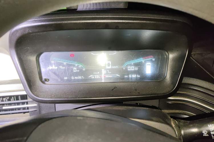 Used Karry Dolphin EV 2023 Wealth Edition