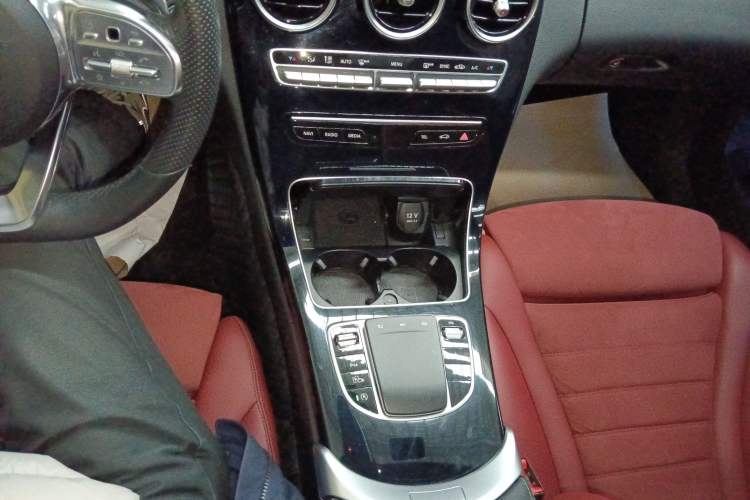 Used Mercedes-Benz C-Class 2019 C 260 Sport Edition Gear Lever