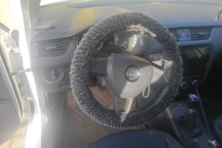 Used Skoda Octavia 2017 Classic Model 1.6L Automatic Standard Edition
