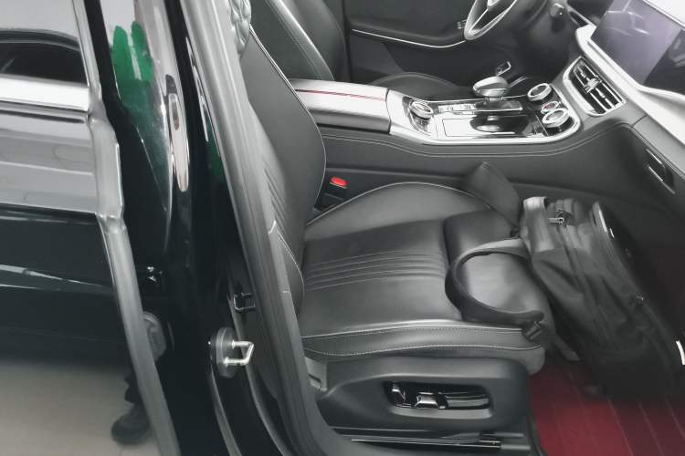 Used Hongqi H9 2020 2.0T Smart Connect Flagship Edition Right Front Seat