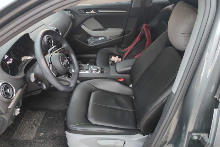 Used Audi A3 2020 Restyled Limousine 35 TFSI Ambition Version China VI