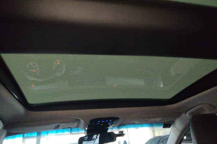 Used Toyota Harrier 2022 2.0L CVT Two-Wheel Drive Deluxe Edition