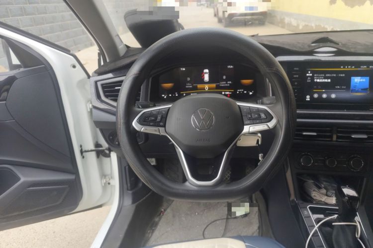 Used Volkswagen Lavida 2023 New Sharp 1.5L Automatic Excellent New Edition
