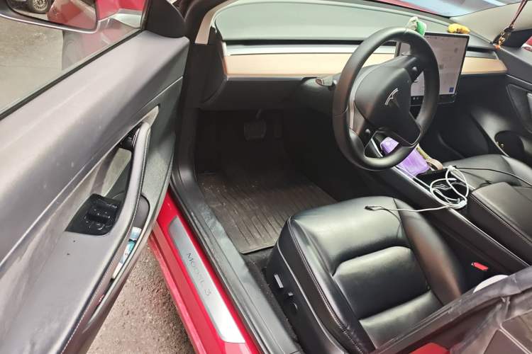 Used Tesla Model 3 2019 Standard Range Rear-Drive Upgraded Version
