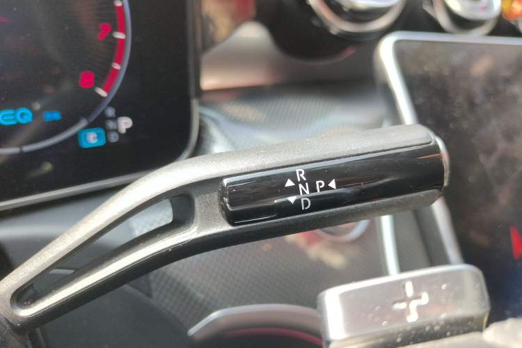 Used Mercedes-Benz C-Class 2022 C 260 L Sport Edition Gear Lever