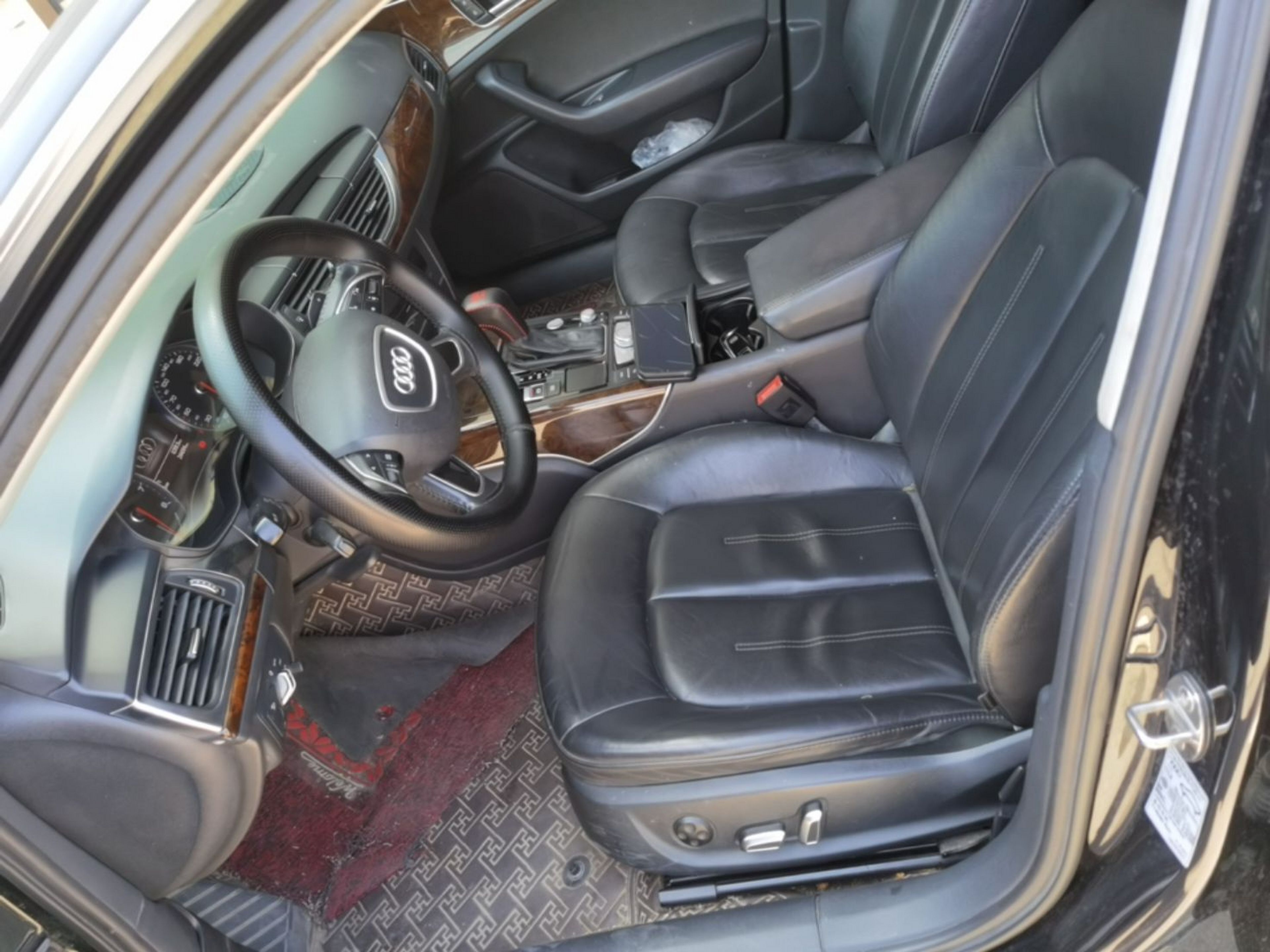 Interior delantero
