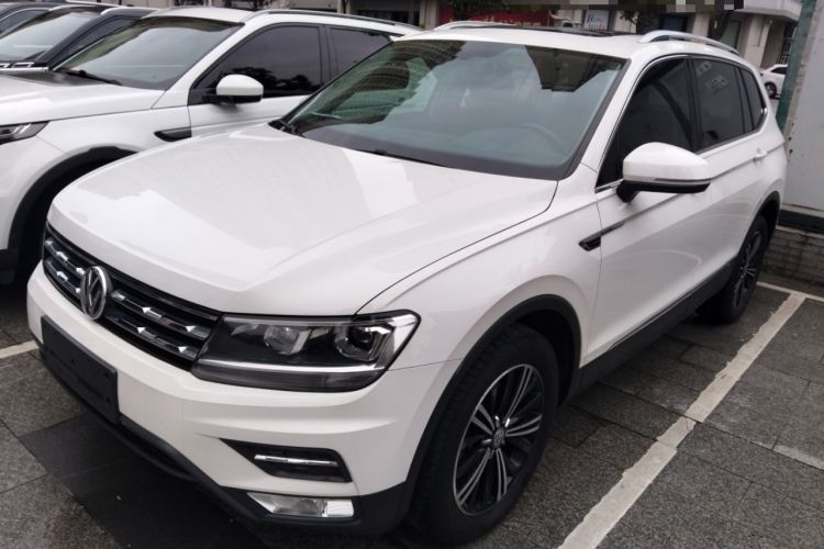 Used Volkswagen Tiguan L 2020 330TSI Automatic Two-Wheel Drive Panoramic Comfort Edition China VI Standard
