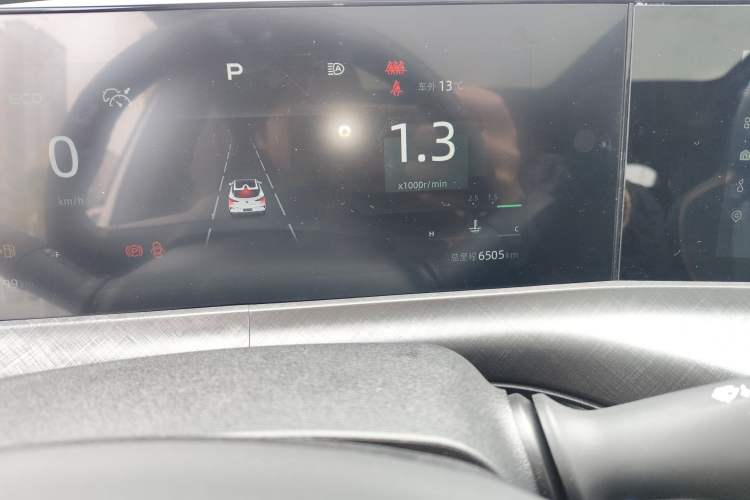 Used Changan UNI-T 2022 1.5T Prestige Version
