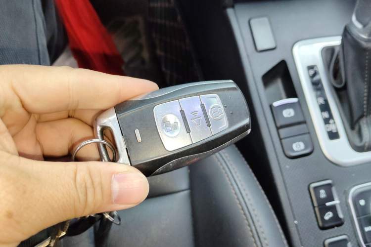 Used Haval H6 Coupe 2019 1.5T Automatic Two-Wheel Drive Ultra-Luxury Smart Connectivity Version China V Emission Standard
