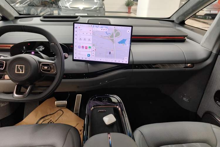 Used Zeekr MIX 2025 Intelligent Driving Version
