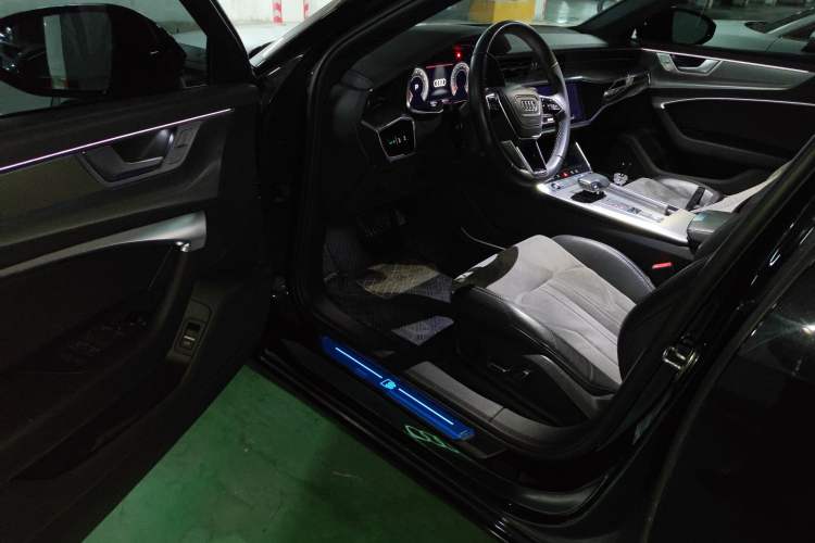 Used Audi A6L 2023 Revised 45 TFSI Prestige Dynamic Edition
