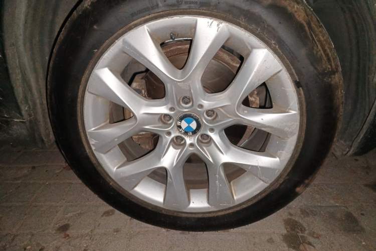 Used BMW X5 2011 xDrive35i Leading Model