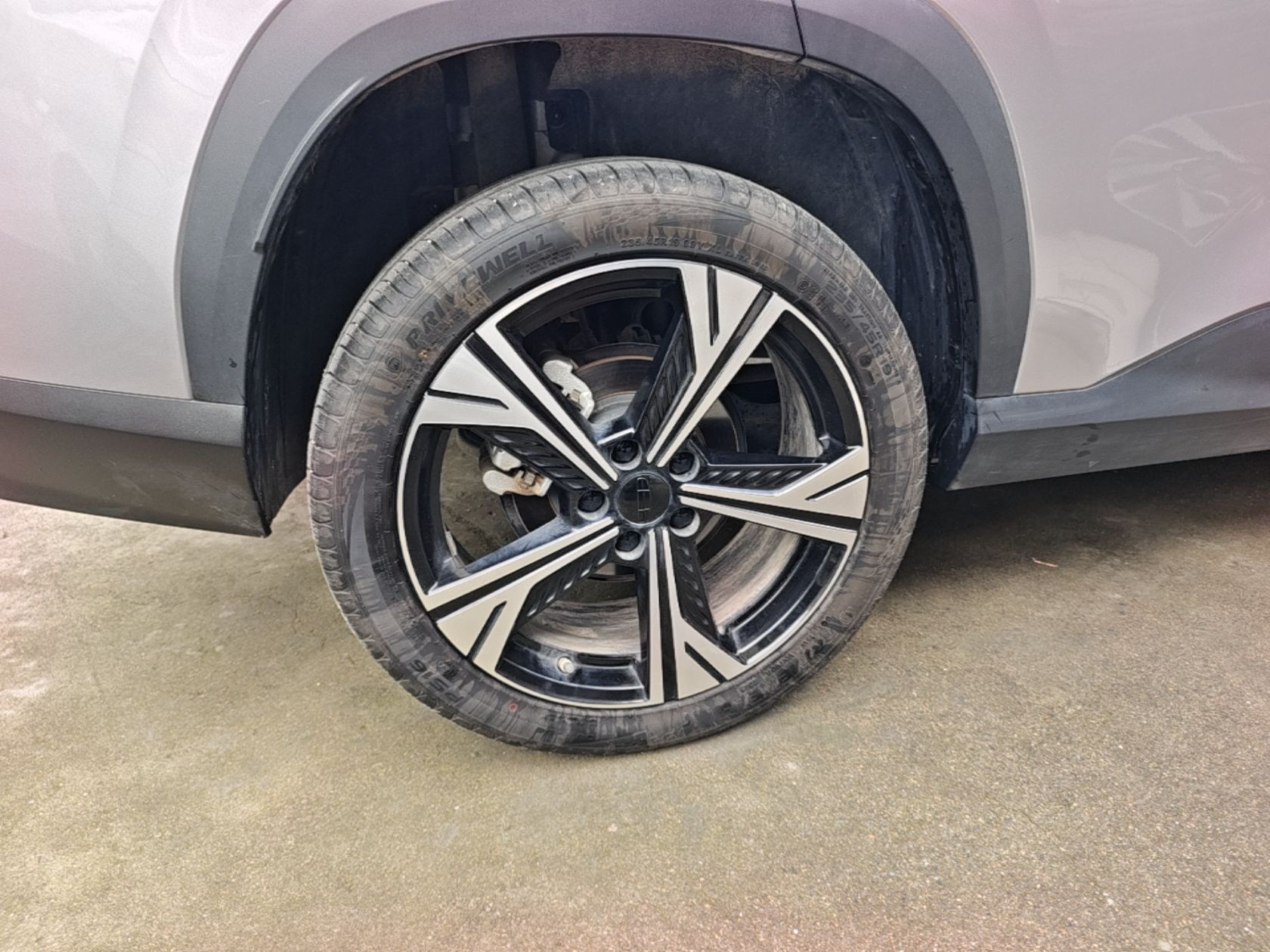 Geely Auto Emgrand X7 Sport 2026 Model 1.5TD Beloved — снимка 11