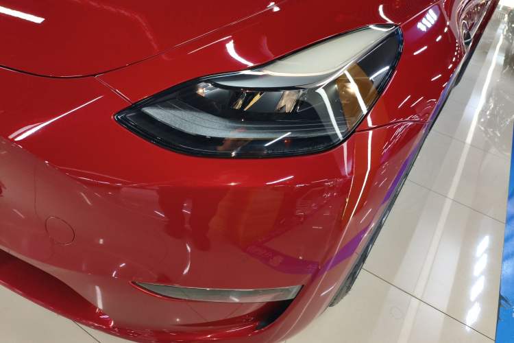 Used Tesla Model Y 2022 Long-Range All-Wheel-Drive Version