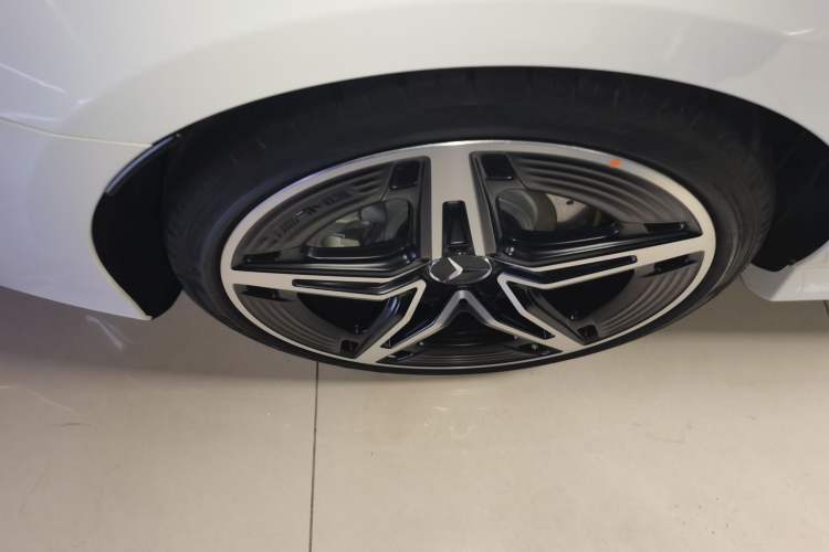 Used Mercedes-Benz A-AMG 2024 Facelift AMG A 35 L 4MATIC
