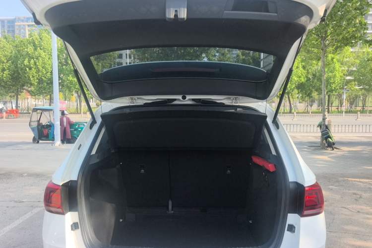 Used Volkswagen Tharu 2019 280TSI Two-Wheel Drive Luxury Edition China V Standard
