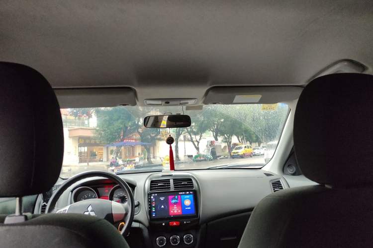 Used Mitsubishi ASX 2013 2.0L CVT Two-Wheel Drive Elite Edition