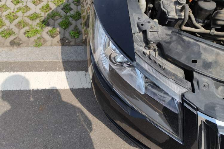 Used Skoda Superb 2013 1.8TSI Automatic MingShi Edition Right Front Headlight