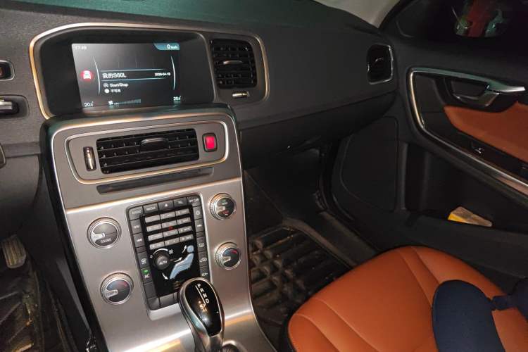 Used Volvo S60 2017 S60L T3 Smart Upgrade Edition
