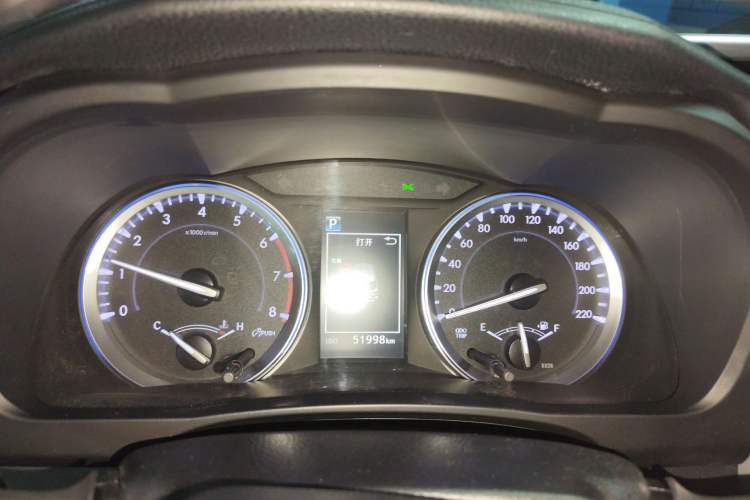 Used Toyota Highlander 2018 2.0T Four-Wheel Drive Prestige Version 7 Seats China V Emission Standard