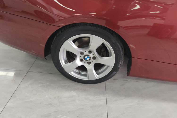 Used BMW 3 Series 2011 320i Convertible Coupe
