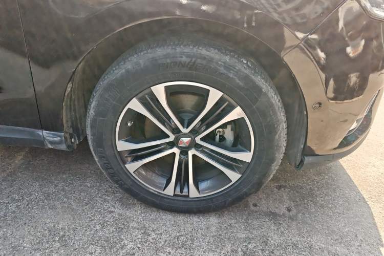 Used BORGWARD BX7 2016 28T Two-Wheel Drive Luxury Version 6 Seats