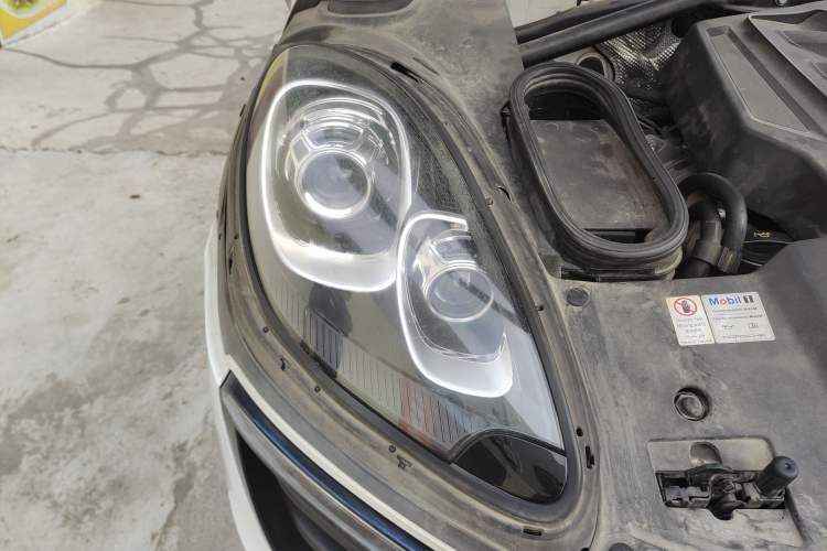Used Porsche Macan 2014 Macan S 3.0T Right Front Headlight