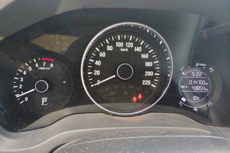 Used Honda Vezel 2020 1.5L CVT Pioneer Edition
