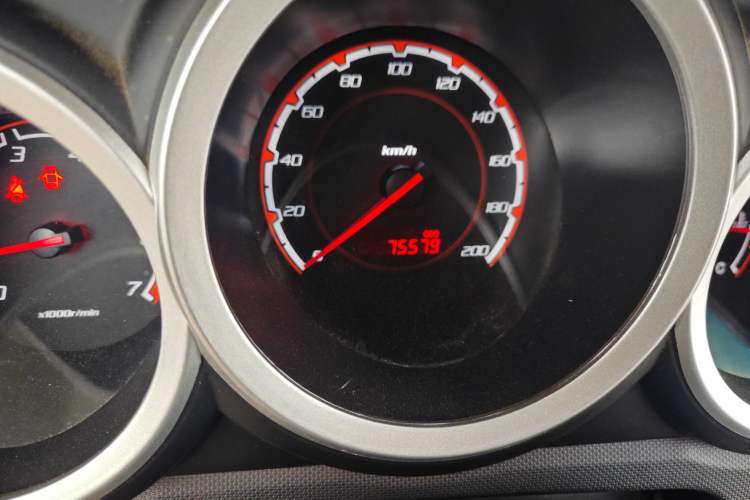 Used Changan CX20 2014 1.4L Manual Sport Version China IV Standard
