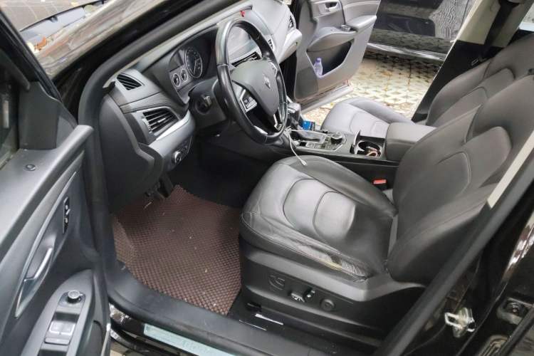 Used BORGWARD BX7 2016 28T Two-Wheel Drive Luxury Version 5 Seats
