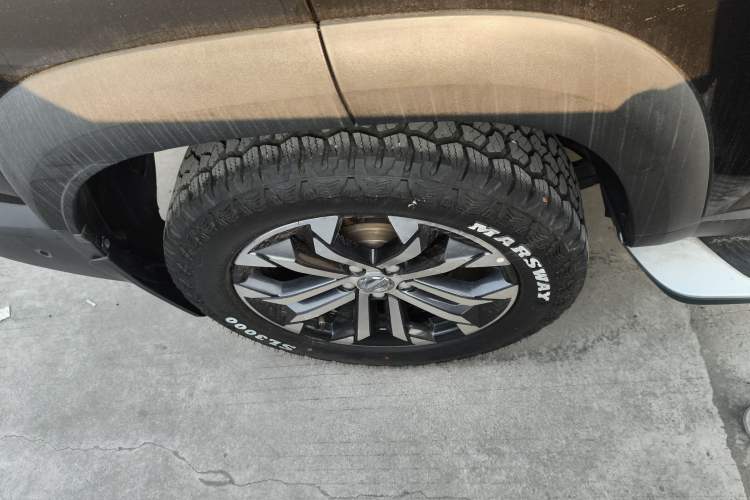 Used Haval DARGO 2021 1.5T DCT Two-Wheel Drive "Mǎquǎn" Edition Right Rear Wheel Hub