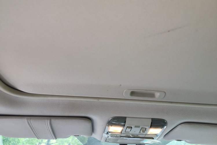 Used Subaru Outback 2012 2.5i Sport Edition Headliner