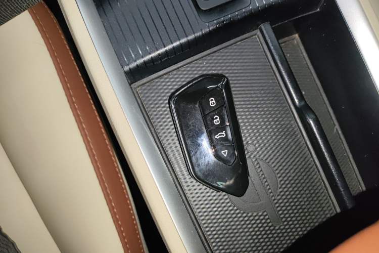 Used ORA Good Cat 2021 400km Standard Range Venus Edition Lithium-Ion Battery
