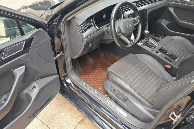 Used Volkswagen Magotan 2020 380TSI DSG Luxury Version Driver Seat