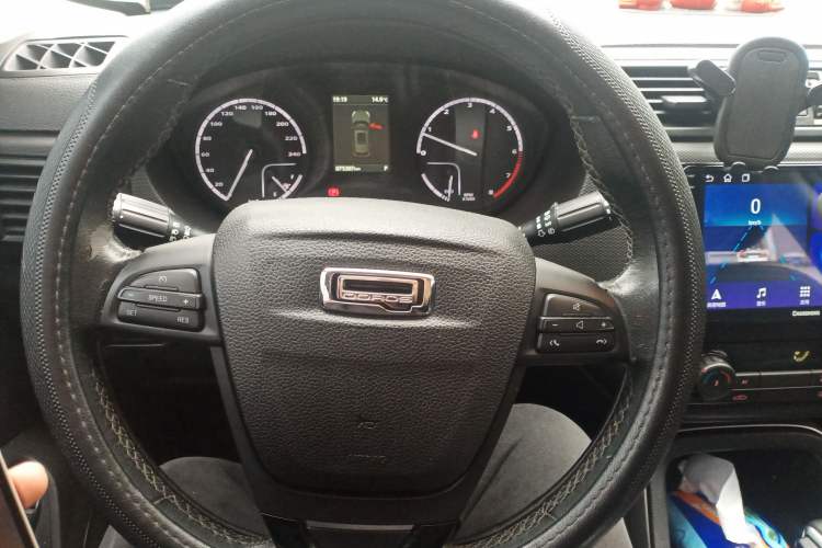 Used Qoros 5 2018 Revised Version 1.6T Automatic Leading Edition