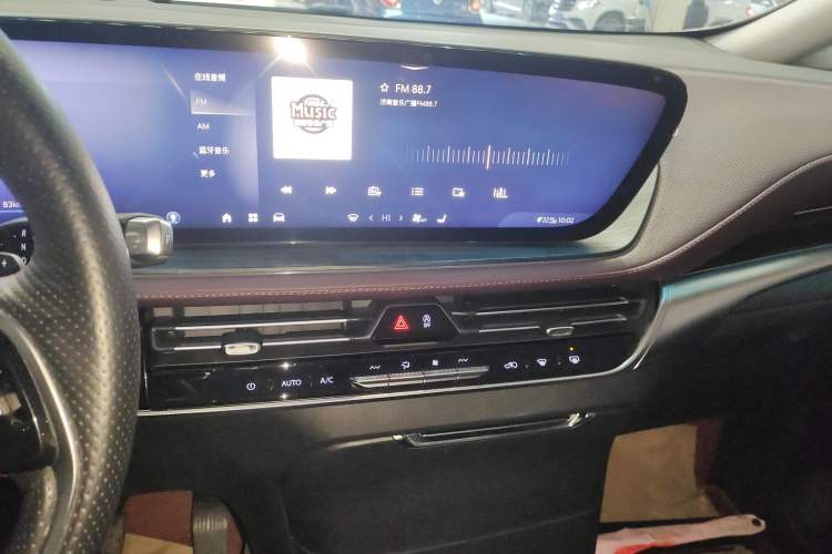 Used Buick Century 2023 2.0T Six-Seater Yinshi Edition