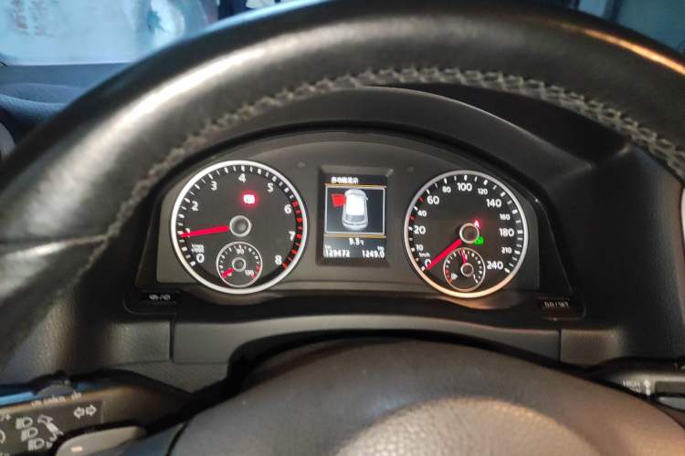 Used Volkswagen Tiguan L 2015 1.8TSI Automatic Two-Wheel Drive Luxury Model
