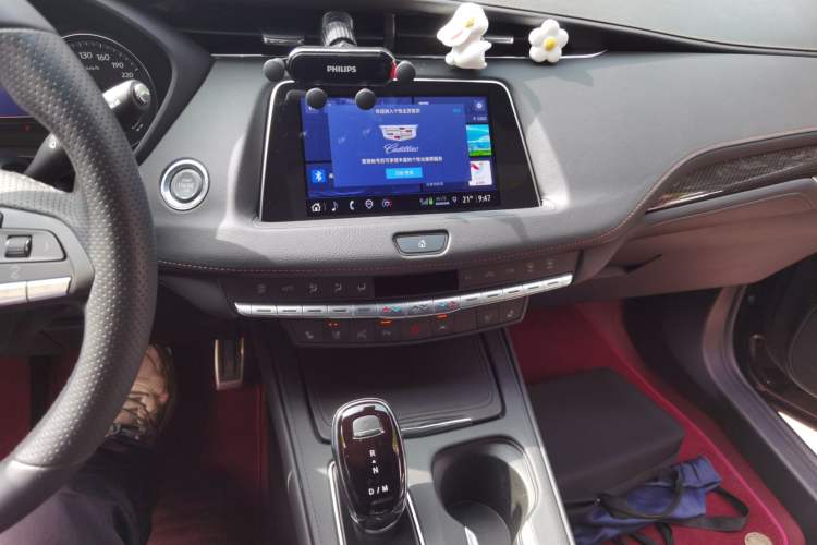 Used Cadillac XT4 2022 28T Four-Wheel Drive Platinum Edition