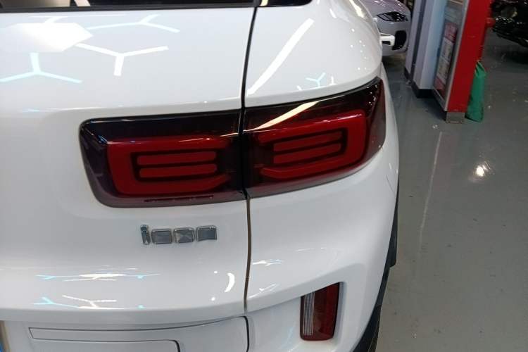 Used Geely Auto icon 2022 1.5TD Qingyuan Limited Edition Right Rear Taillight
