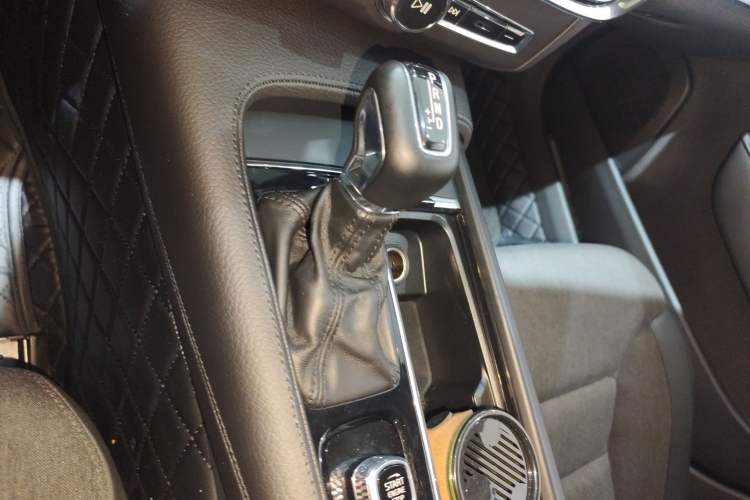 Used Volvo S90 2019 T4 Zhiyi Edition
