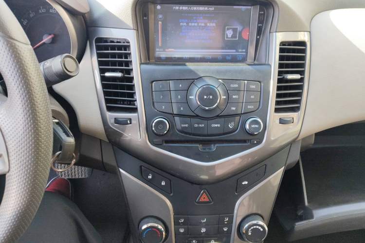 Used Chevrolet Cruze 2015 1.5L Classic SE AT
