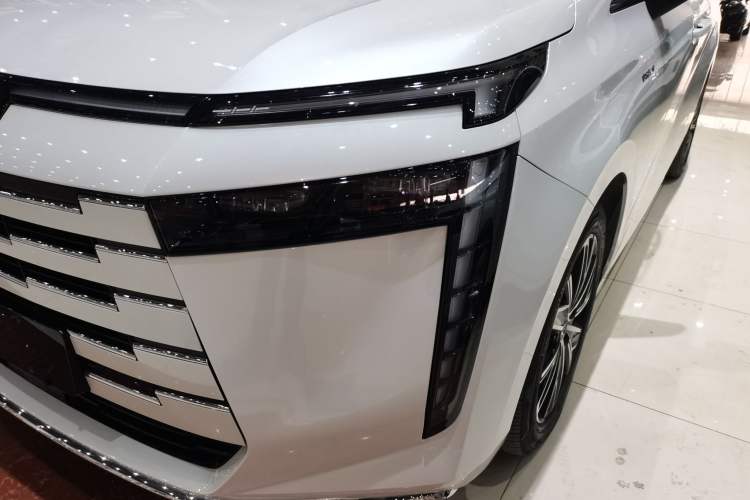 Used GAC Trumpchi E8 New Energy 2024 150km MAX