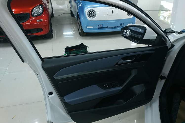 Used Volkswagen Lavida 2023 1.5L Automatic De Yi Edition