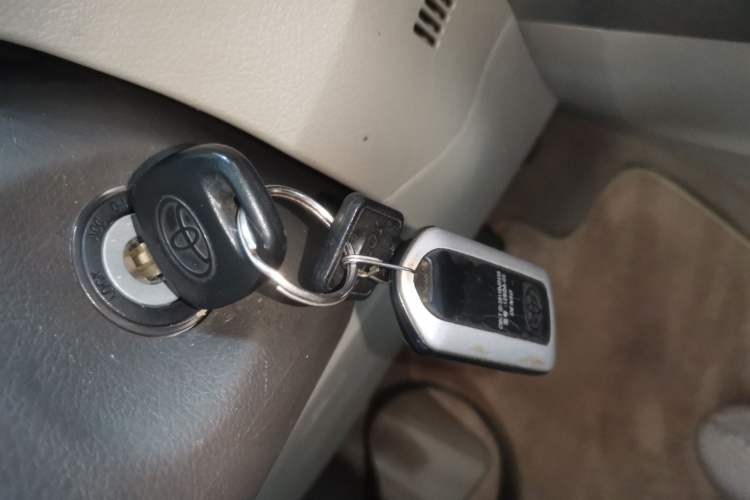 Used Toyota Verso 2014 Starlight 180E CVT Elite Edition