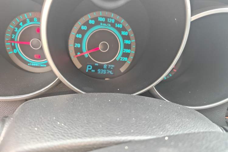 Used Changan Eado 2013 1.6L Automatic Junku Model China IV Standard