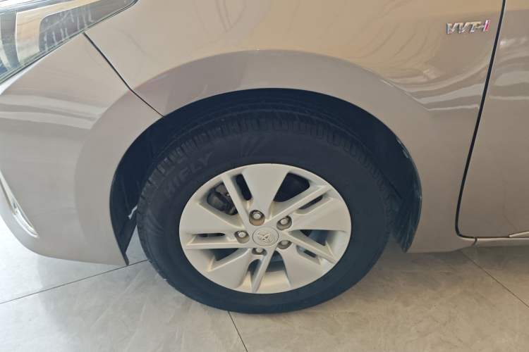 Used Toyota Corolla 2014 1.6L CVT GL-i Exterior 4