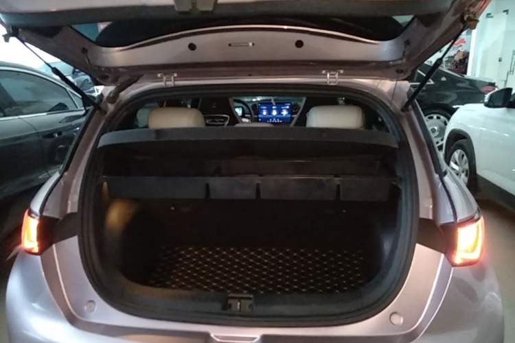 Used BYD Dolphin 2021 405 km Fashion Edition
