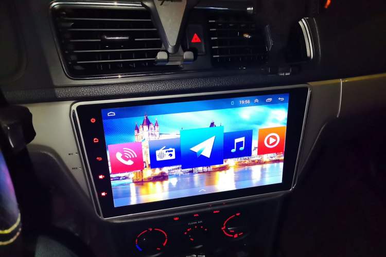 Used Volkswagen Lavida 2017 1.6L Manual Fashion Edition