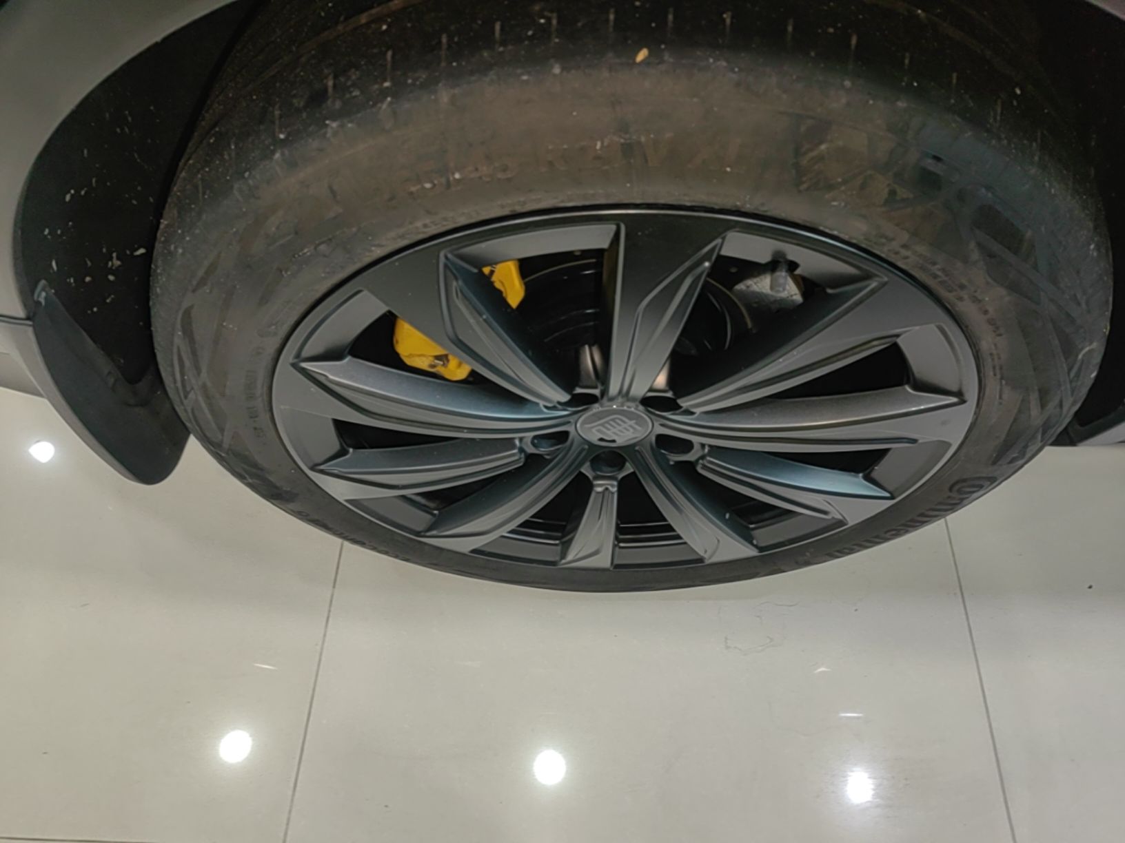 BYD Tang New Energy 2024 Facelift DM-p War God Edition — снимка 11